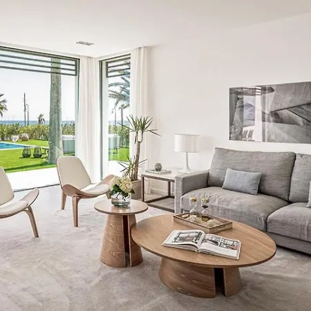 Buenavista - Beachfront - Staff Included Villa *